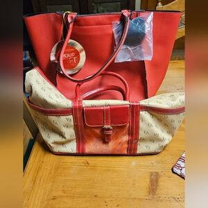 Elizabeth Arden Red and Tan Tote Bag Set